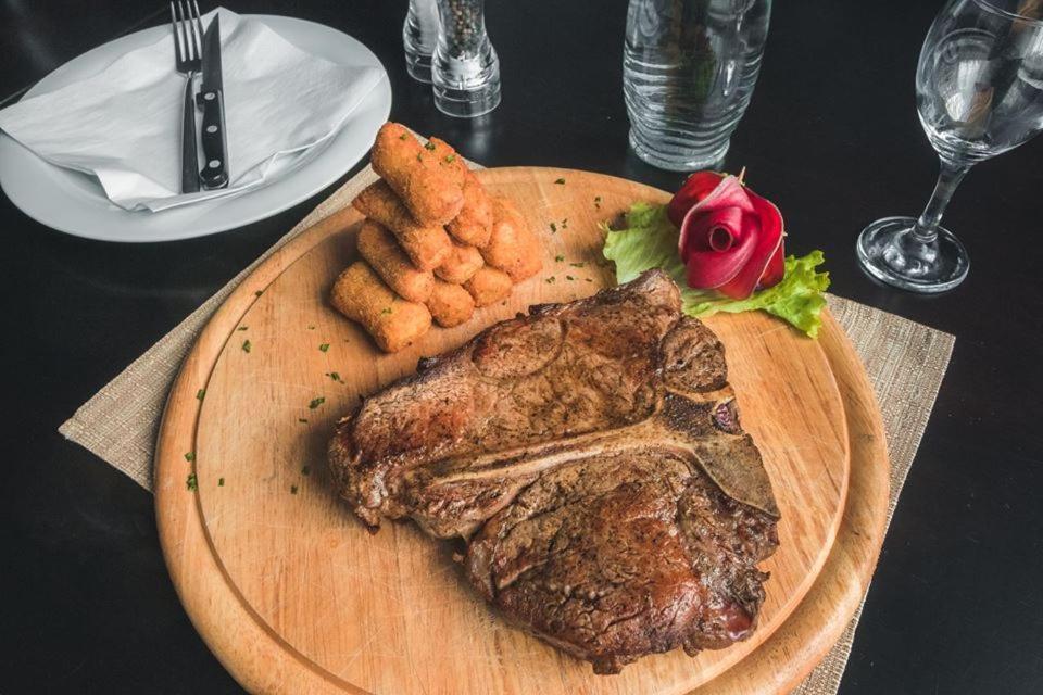 Domin Osijek Hotel Eksteriør billede